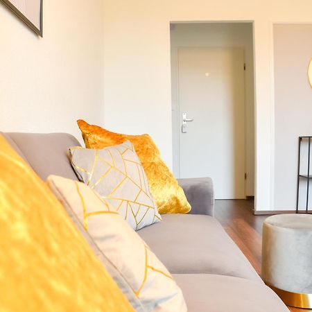 Milpau Buer 3 - Modernes Und Zentrales Premium-Apartment Mit Queensize-Bett, Netflix, Nespresso Und Smart-Tv ゲルゼンキルヒェン エクステリア 写真