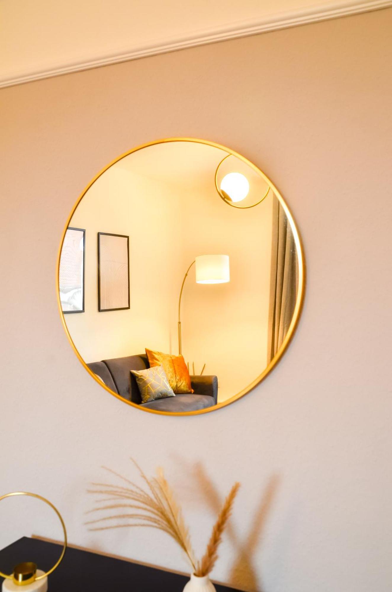 Milpau Buer 3 - Modernes Und Zentrales Premium-Apartment Mit Queensize-Bett, Netflix, Nespresso Und Smart-Tv ゲルゼンキルヒェン エクステリア 写真